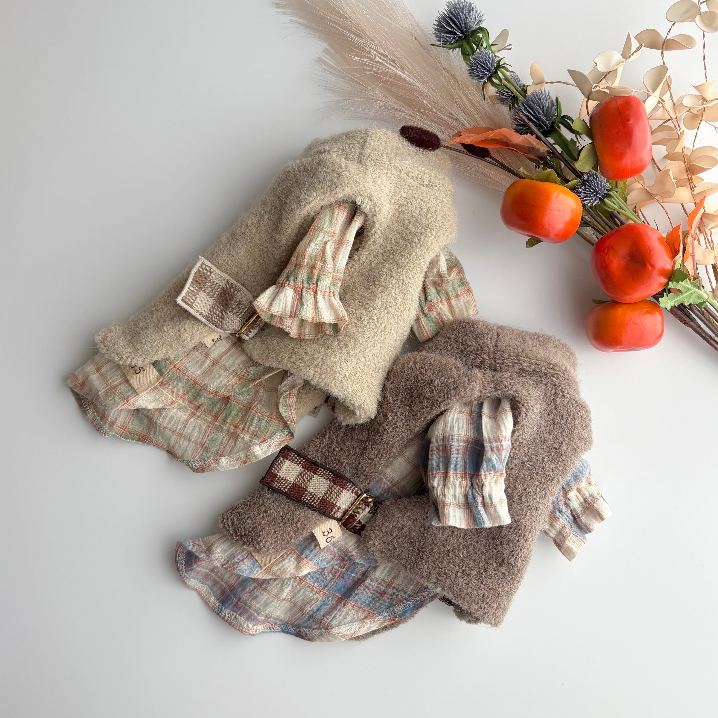 M☆C様❤️秋冬♡くま耳フード♡アランニット♡ハートニット♡ハンドメイド犬服 かりん様❤️くま耳付き帽子♡ハートデニム♡コットン♡フレブル